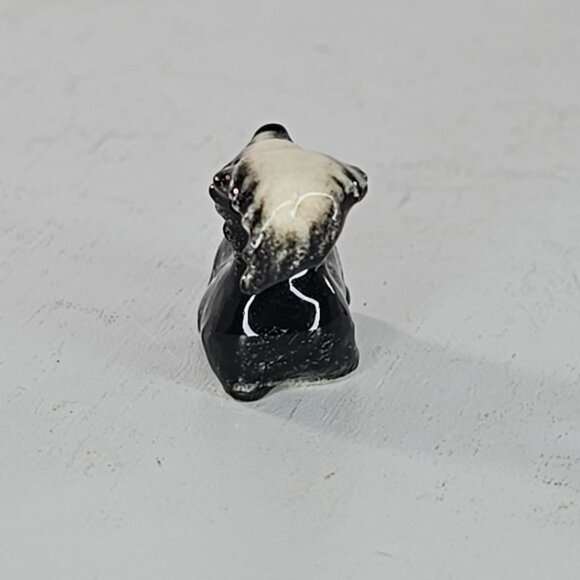 Hagen Renaker Baby Skunk Textured Miniature Figurine - Picture 4 of 8